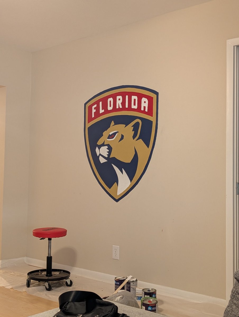 My wife decided to do some painting this weekend #TimetoHunt