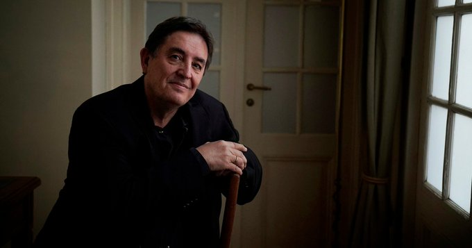 AidaBSanchez's tweet image. "La literatura, lo mismo que el compromiso político, formó parte de nuestra convivencia y de nuestro amor y todo lo que sea mantener viva la presencia de #Almudena me parece importante"
#LuisGarcíaMontero clarin.com/cultura/-creo-… @lgm_com @DbyCampos @CulturaClarin