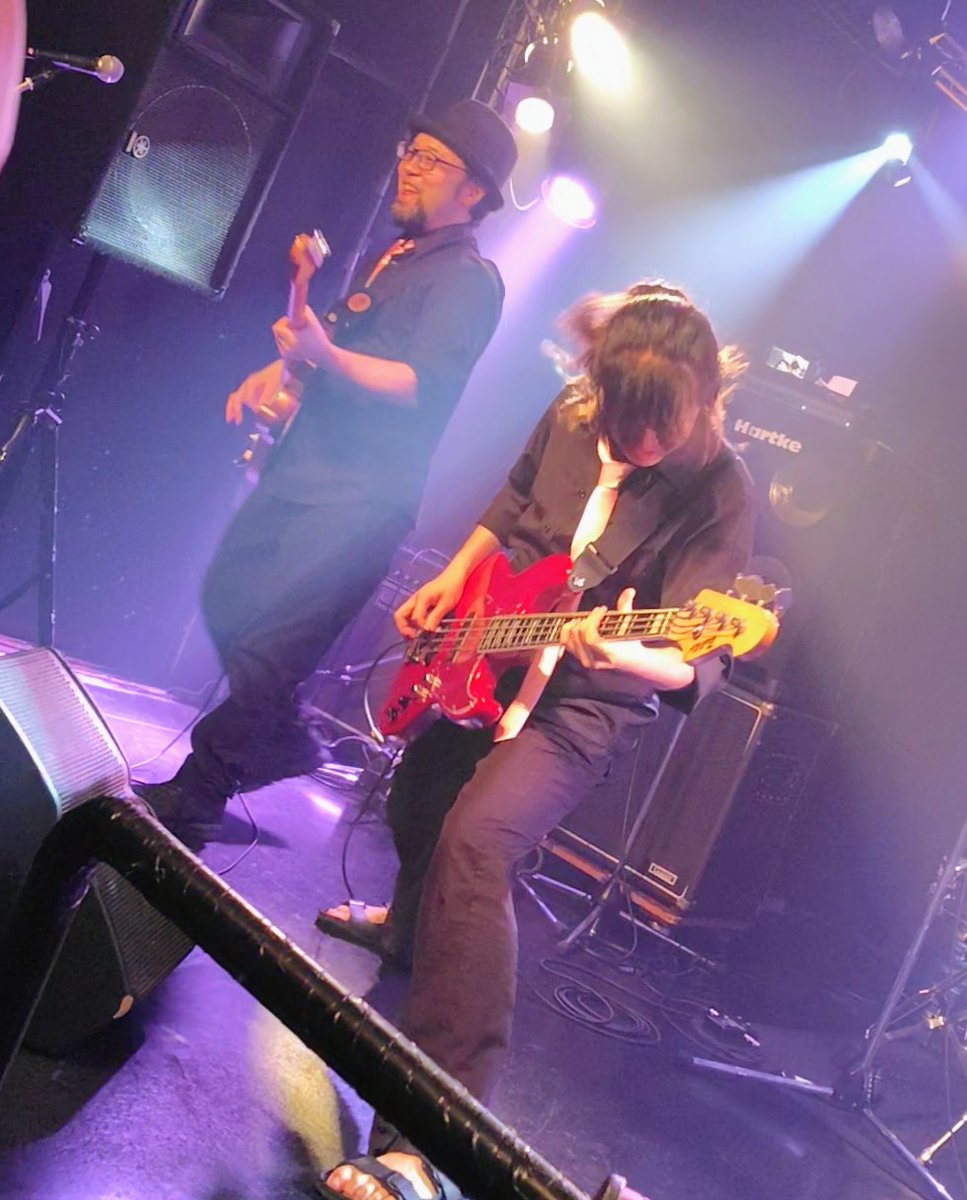 2025/7/27(日)    立川HeartBeat
ノリ誕生祭-DAY8-
〜今年も飲みます。37歳怒涛の9DAYS〜
「New Morning -特別編-」

Mont`er mon Fraise（ももふれ）

リスペクトを込めたカバー
コトノハ / ヲトシグレ
めっちゃカッコよかった！
今日もtheバンドが聴けました
ノリさんおめでとうございます✨