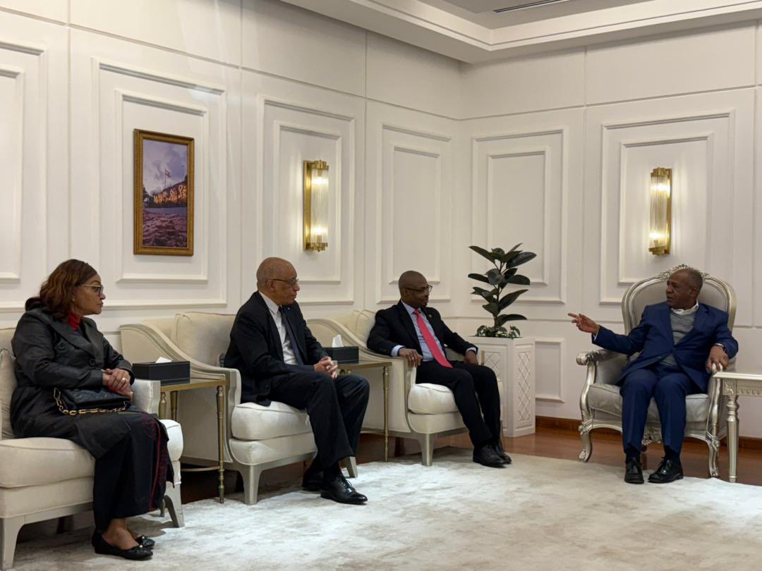 Apresentei os cumprimentos de boas-vindas à S.E. o Ministro Isaac dos Anjos, MINAGRIF, que representará S.E. João Lourenço, PR Angola e PR-UA, na 2° Cimeira de Balanço dos Sistemas Alimentares da #ONU, em Adis Abeba, 28-29JUL2025.