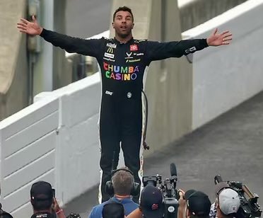 ISPPeru's tweet image. ๐ Brickyard 400 has ended โ travel safely!
Congrats to Bubba Wallace on a well-earned win at @IMS!
Fans: expect delays leaving the area. @IndStatePolice & partners are working to get everyone out safely.
Buckle up, drive smart, get home safe!
#Brickyard400 #ISPatIMS