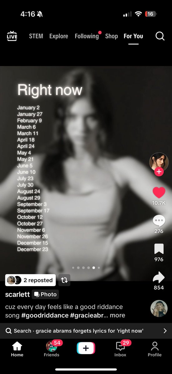 grcelivia's tweet image. MY BIRTHDAY SONG IS RIGHT NOW