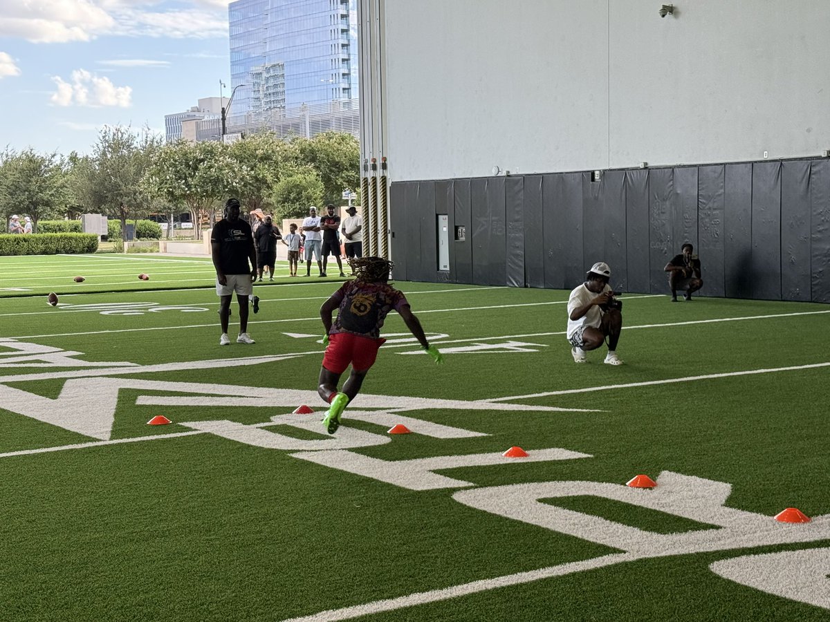 CoachWilliamsII's tweet image. IT is here in Frisco checking out the WR Explosion. Next wave of talent being trained by Margin Hooks, Deche Milburn, and Ross Apo.