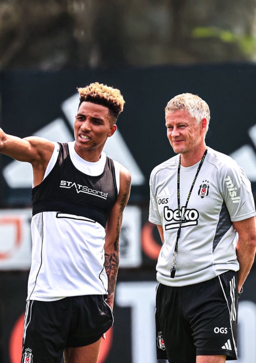 biz gidiyoz orosputaşlılar hadi sg