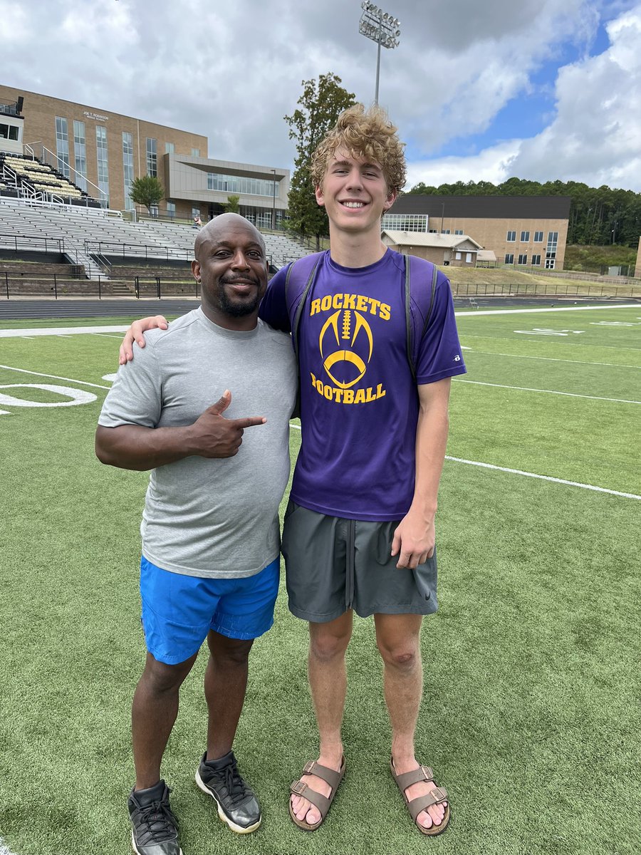 Guy_Webb_'s tweet photo. I had a great time at the @JayMeadors workout on July 26.

@Rockets_FB @r_chip @CoachJBland @CoachCochran91 https://t.co/MgVBhBUTZx