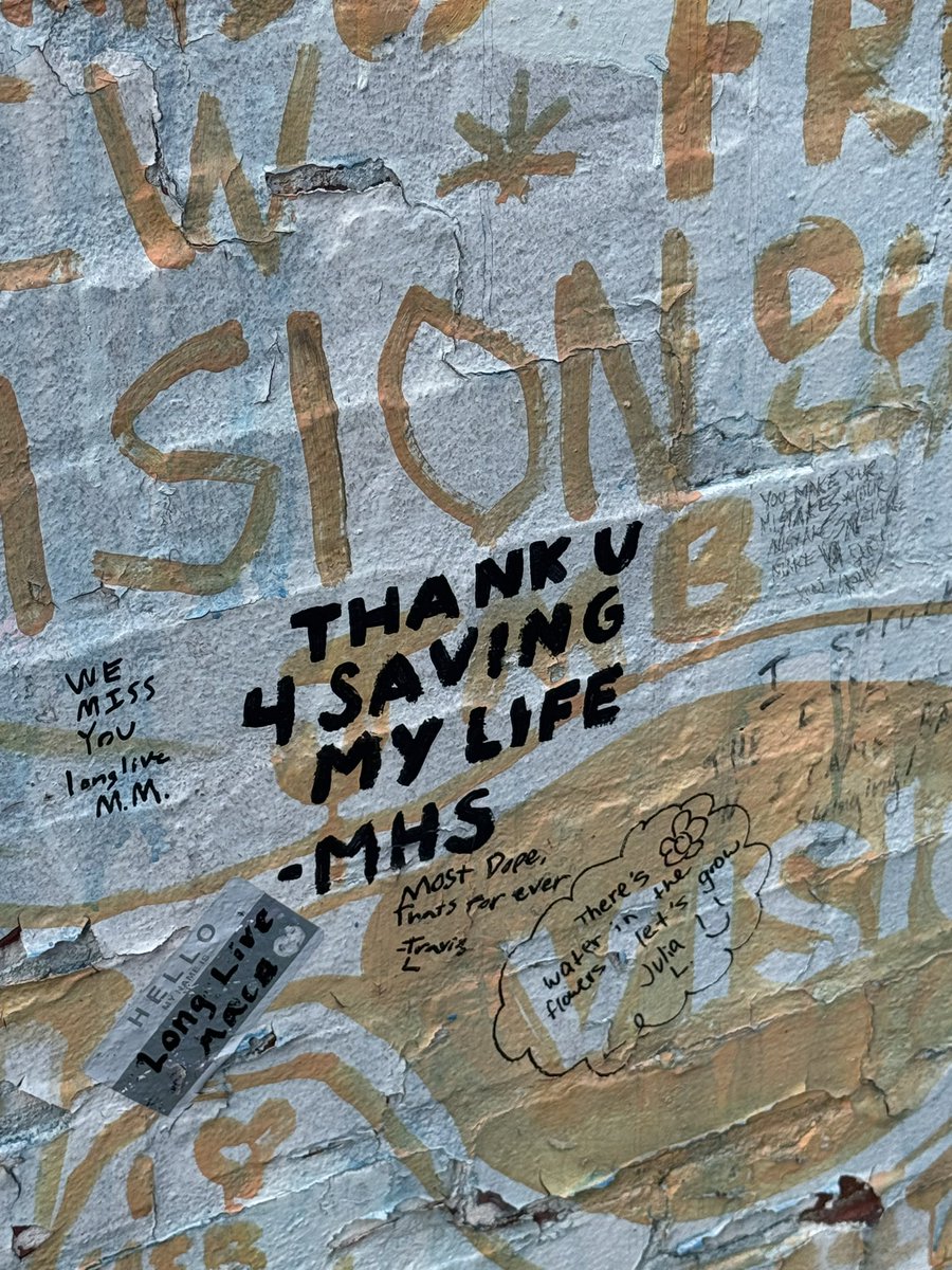 nikmoody_'s tweet image. Spent the weekend honoring @MacMiller in Pittsburgh. To see the impact he had on his city was so inspiring man. RIP to the legend 🙏