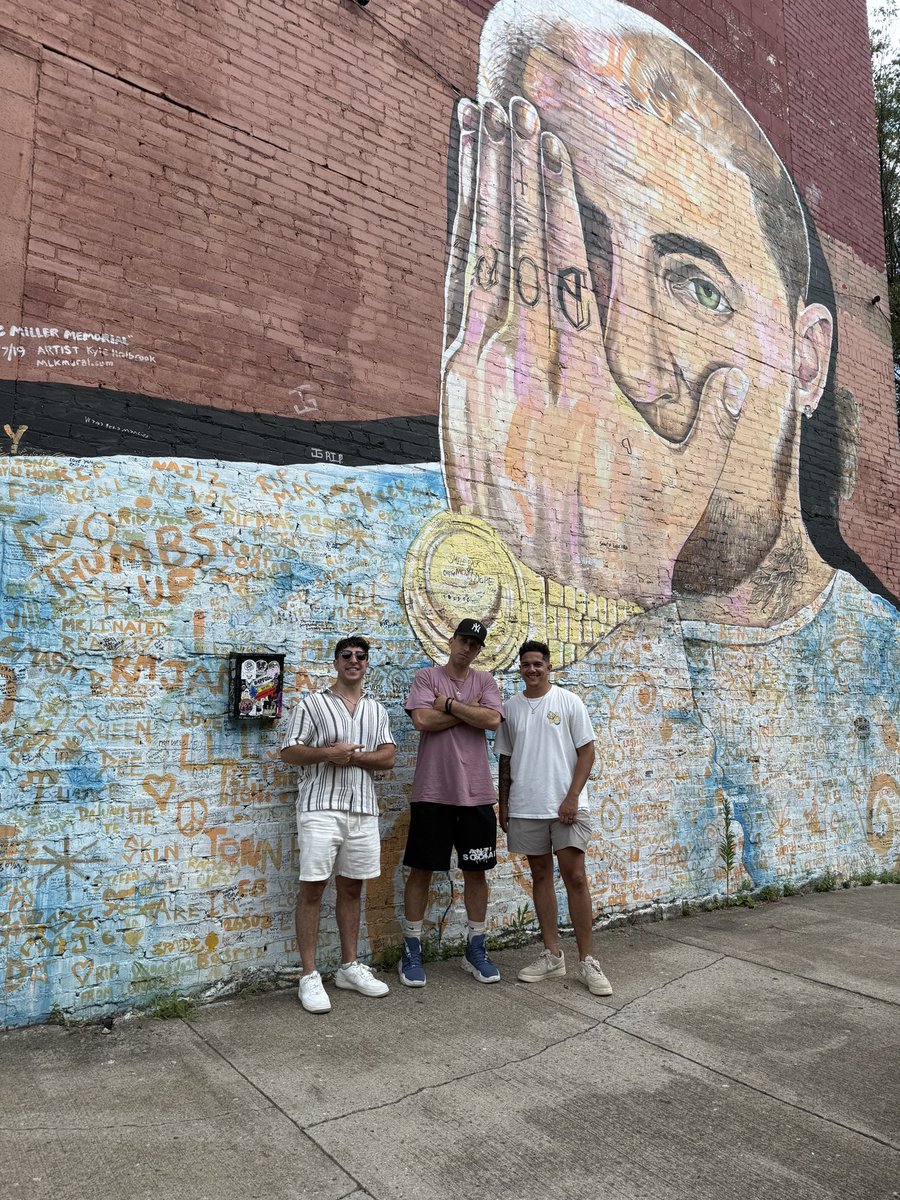 nikmoody_'s tweet image. Spent the weekend honoring @MacMiller in Pittsburgh. To see the impact he had on his city was so inspiring man. RIP to the legend 🙏