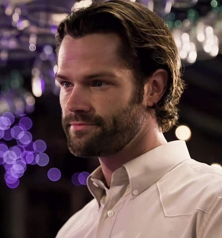 cordrism's tweet image. there was always some not so subtle purple lighting behind cordell in walker and because subtext is so important in media these days i took the liberty to study it deeper and came to the conclusion of what i always knew. cordell walker is bisexual. you’re welcome.