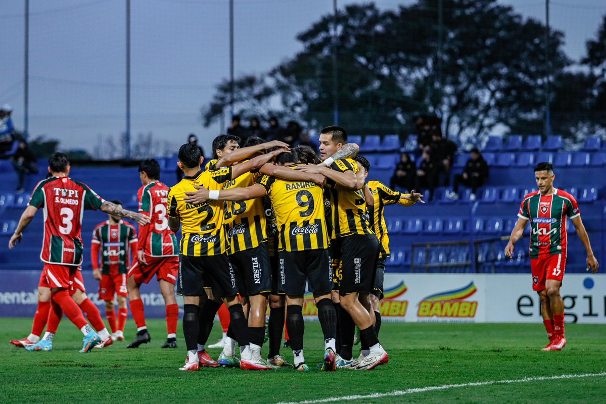 CopaDePrimera's tweet image. El Legendario celebra en Villa Elisa
Guaraní superó 1-0 a Atlético Tembetary, en el cierre de la cuarta fecha del Clausura.
🗞️ goo.su/SPZeuGl
#ClausuraAPF2025 🇵🇾
#CopaDePrimera 🏆