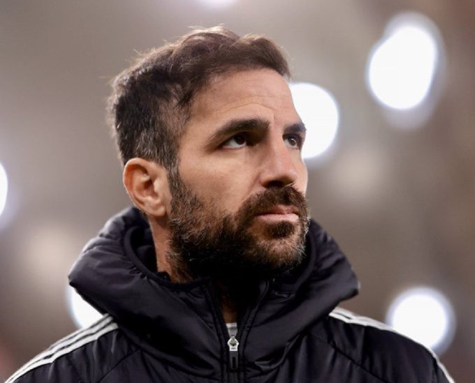 FT_Italiano_'s tweet image. 🔵🗣 Cesc Fábregas tras ganar la Como Cup:
"Esta debe ser nuestra mentalidad, siempre con ganas de ganar. Sea en un entrenamiento, en un amistoso o en un partido oficial. Es un equipo joven y con ganas de aprender. Ahora me toca a mí ayudarlos a mejorar".