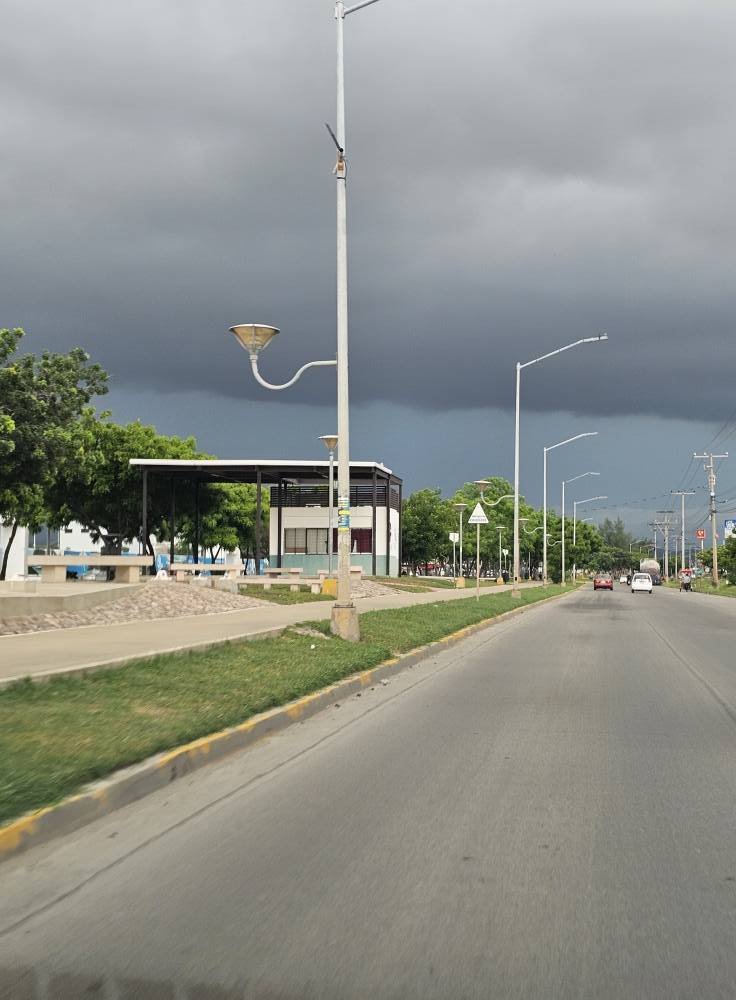 EditorMzt's tweet image. ¡HAY VIENE EL AGUA! EN MAZATLÁN 🌧️☔️⛈️!!
#Mazatlán #Lluvias #LLuvias #Lluvia #Agua