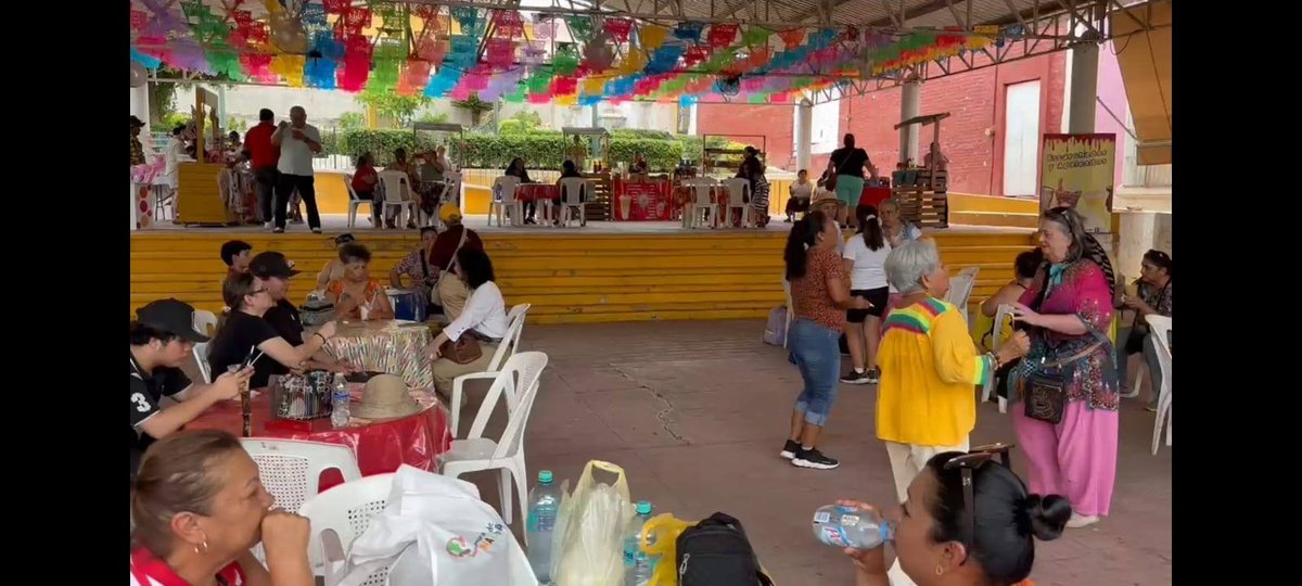 EditorMzt's tweet image. ¡Turismo!
Fortalece Sectur el turismo rural en Mazatlán este verano
* La secretaria de Turismo estatal, Mireya Sosa Osuna, informó que durante la temporada vacacional se llevará a cabo el programa “Enamórate de Sinaloa” en La Noria, El Quelite, entre otras comunidades del puerto