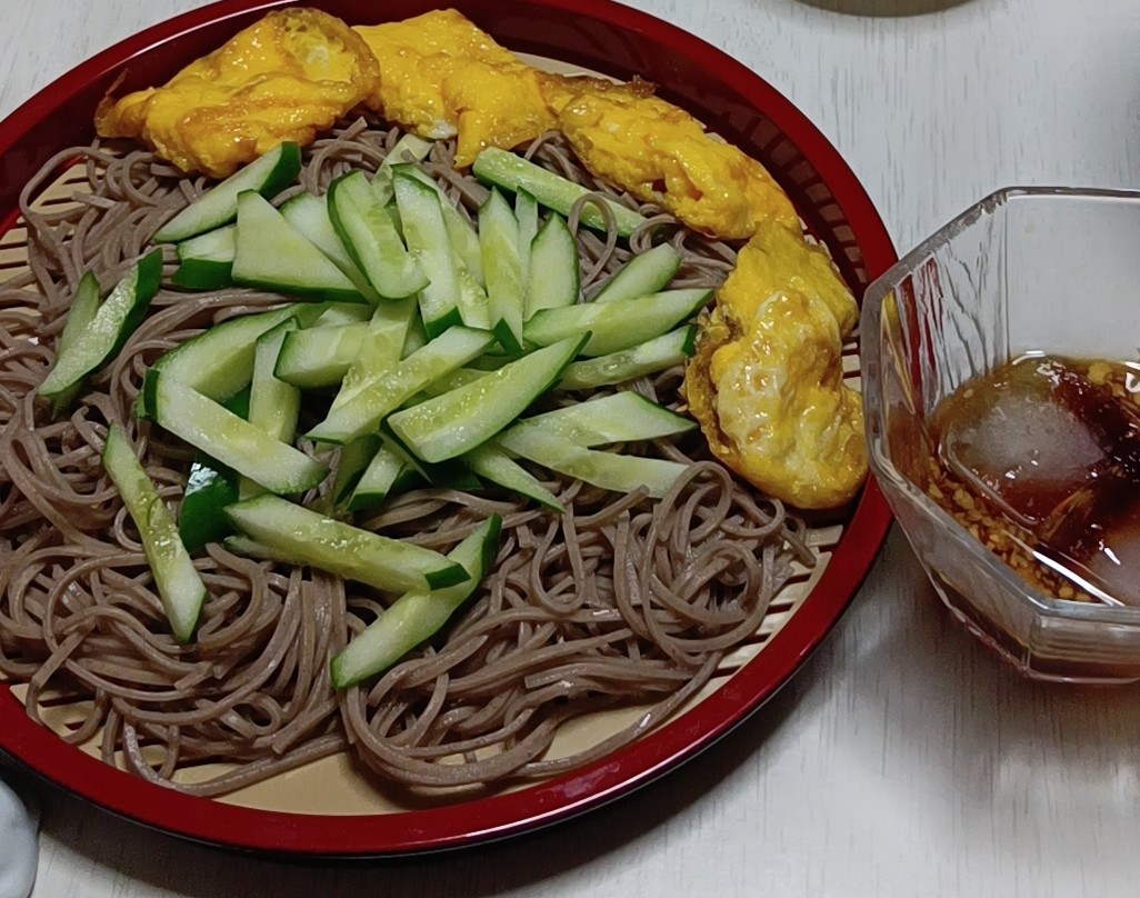 jun55369996's tweet image. きゅうり🥒たっぷりんこ蕎麦😋🥢