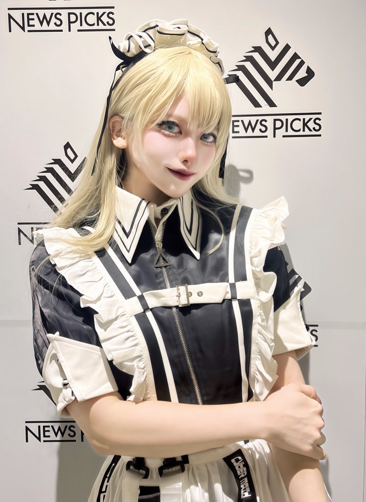 iimonogatari's tweet image. 8/24(日) 21時〜@NewsPicks 放送の
#メイクマネーサバイブ でコスプレイヤー起業家として出演してきました✨
私のコスプレに対する思いとコスプレの可能性について4分間ピッチしてます🥹
最後緊張しすぎておもろくなってるけど暖かい見守ってww
投資の結果はいかに…⁉️