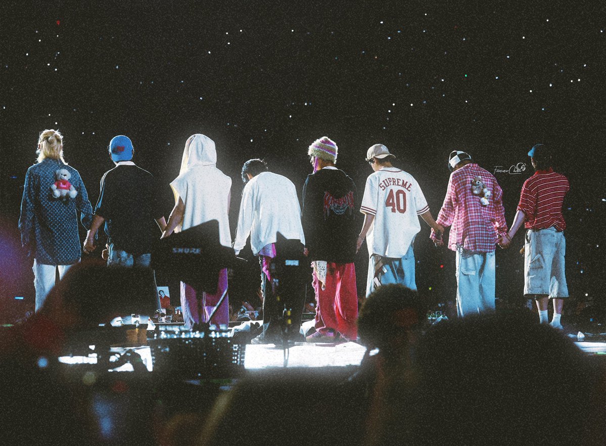 rachaflex's tweet image. my home ♡