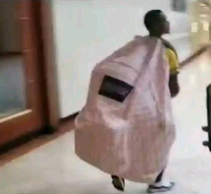 CakesMilly1's tweet image. It all about the Bag.