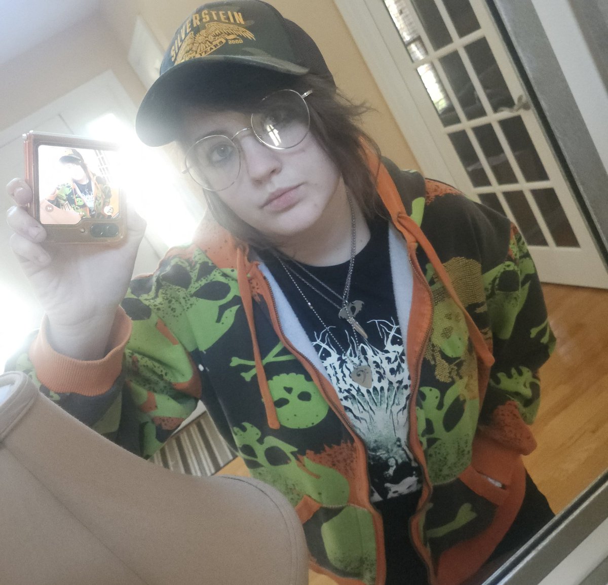 emwheezie's tweet image. #fobtwtselfieday featuring the printed out patrick that decorates our apartment fridge. (It is also my half birthday and thats freaking me out because this year is half over)