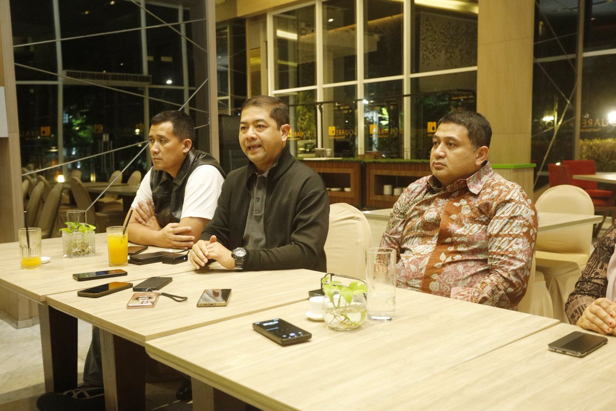 Coling Down! Kada Setana  Luwu dan Wali Kota Makassar Rekonsiliasi, Ini Masalah Personal bukan Kelompok Kedaerahan palopopos.fajar.co.id/2025/07/28/col…