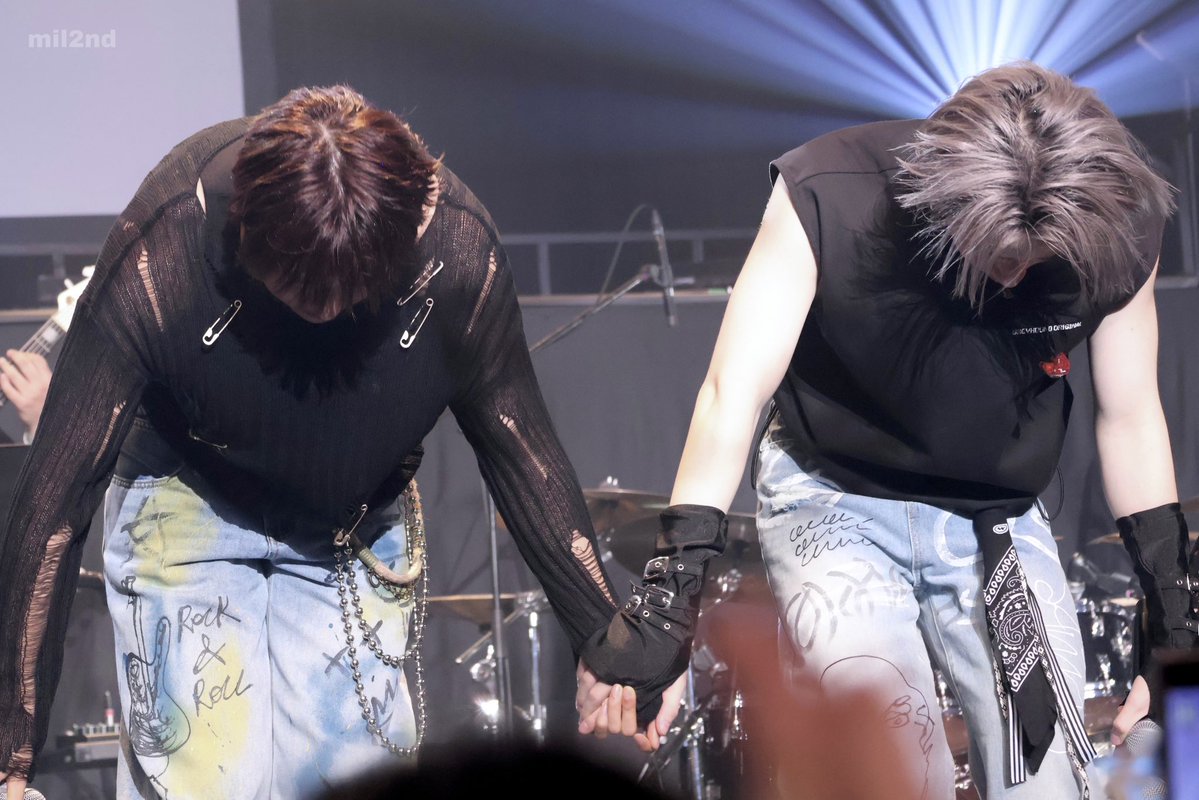 __mil2nd's tweet image. 😌
#GMMTVMUSICONXJAPAN2025
#GMMTVMUSICONXJAPAN2025D2
#hongshihoshi #nnutdan #LYKN
