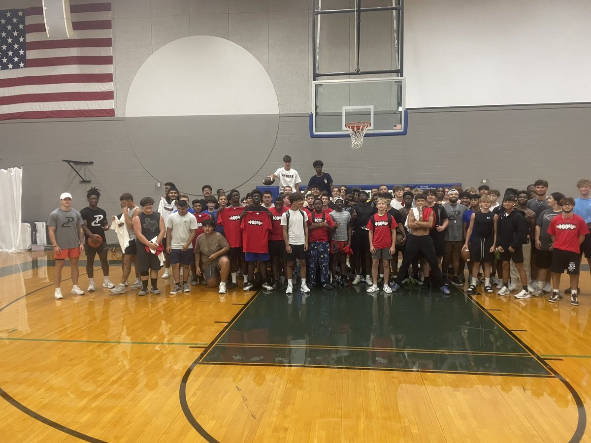 PCnowisthetime's tweet image. The Community Braves had one heck of a summer!!! Rain, wind, or heat couldn’t hold these men back. They bought into from day one!!!
Good luck Braves as y’all enter into your sports seasons!!!
S/O out to our award winners and ⭐️ of the year: Carson Bessa