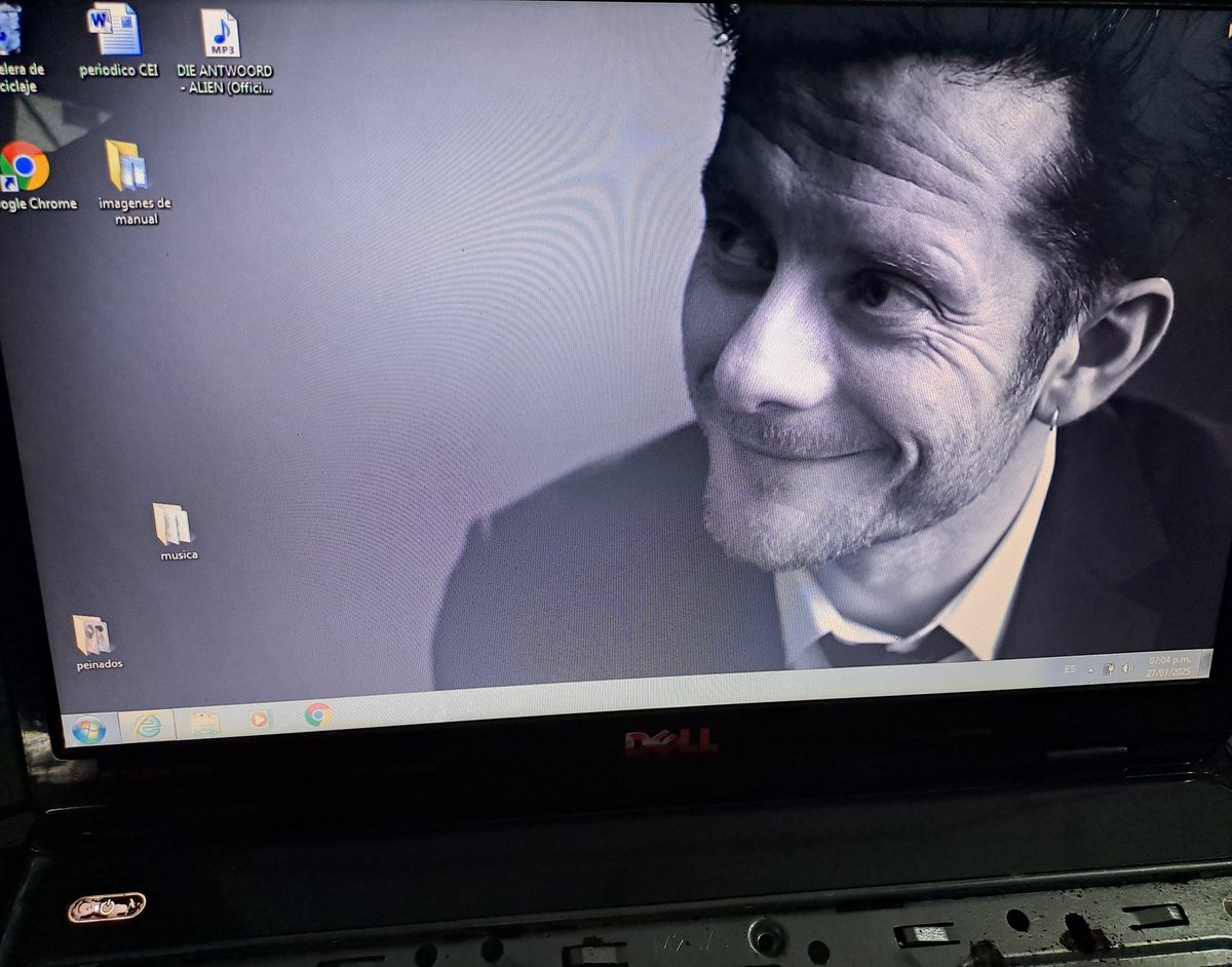 Dolphin_Dtwo's tweet image. Desde 2011/2012 que sigo queriendo a jamie hewlett uwu xd