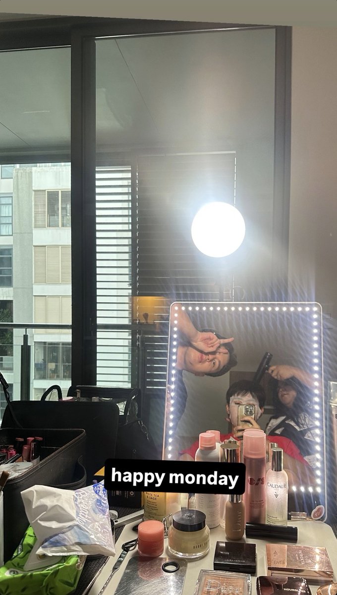 luvefearless's tweet image. Good Morning, parentssss 💜