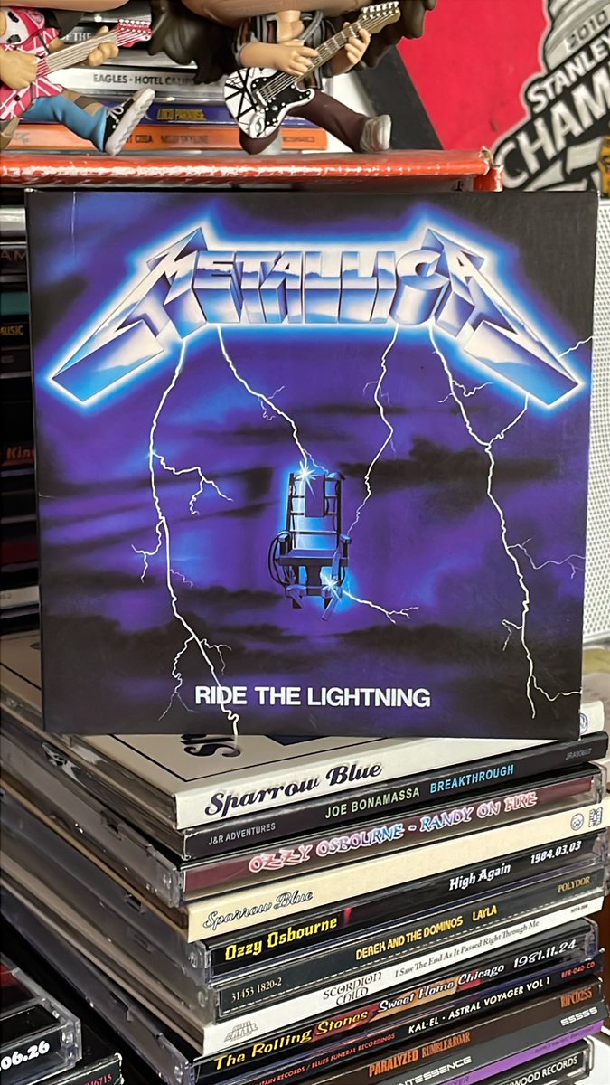 HiStickMick's tweet image. #NowPlaying  Metallica 
“Ride The Lightning”

@Metallica 
Born on this day 7/27/1984 🎂🤘🏼🤘🏼