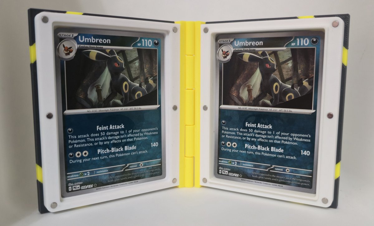BrandonCollect's tweet image. Looking to sell Umbreon Masterball and Pokéball reverse holos with Umbreon card holder booklet. 

$70 shipped. 

Reposts appreciated 🤜 🤛