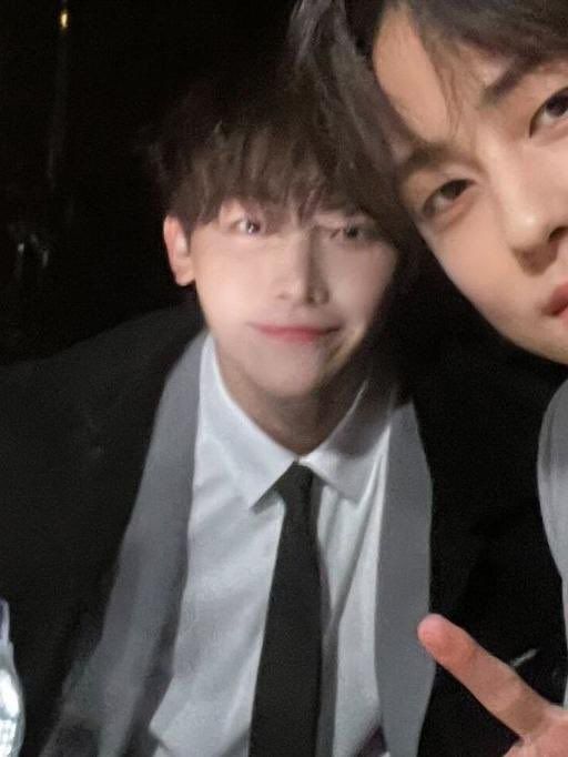 ntnjsgn's tweet image. #오살힘