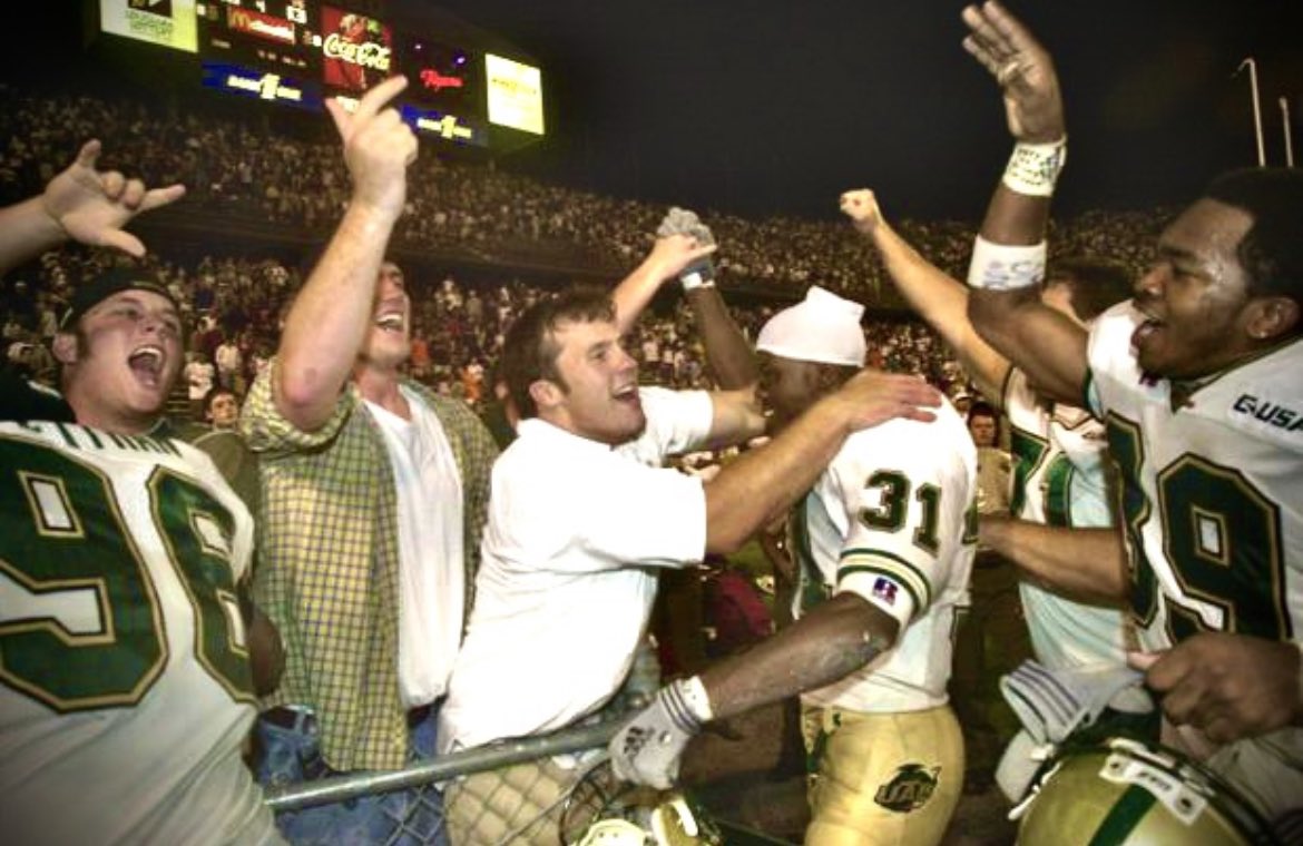 EBRINDLEY's tweet image. *As of Monday, July 28th, 2025
31 Days until UAB Football!
Thursday, August 28th, Protective Stadium
vs. Alabama State, 7:30pm, ESPN+
Chris Brown, Safety (1999-2002)
Chris Brown's INT with 25 seconds left in the game, set up UAB's game-winning FG in a 13-10 win vs. LSU in 2000!