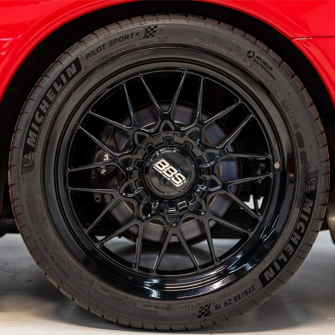 Bringatrailer's tweet image. This 1998 Nissan Skyline 25GT Turbo coupe is listed now on BaT!
bringatrailer.com/listing/1998-n…