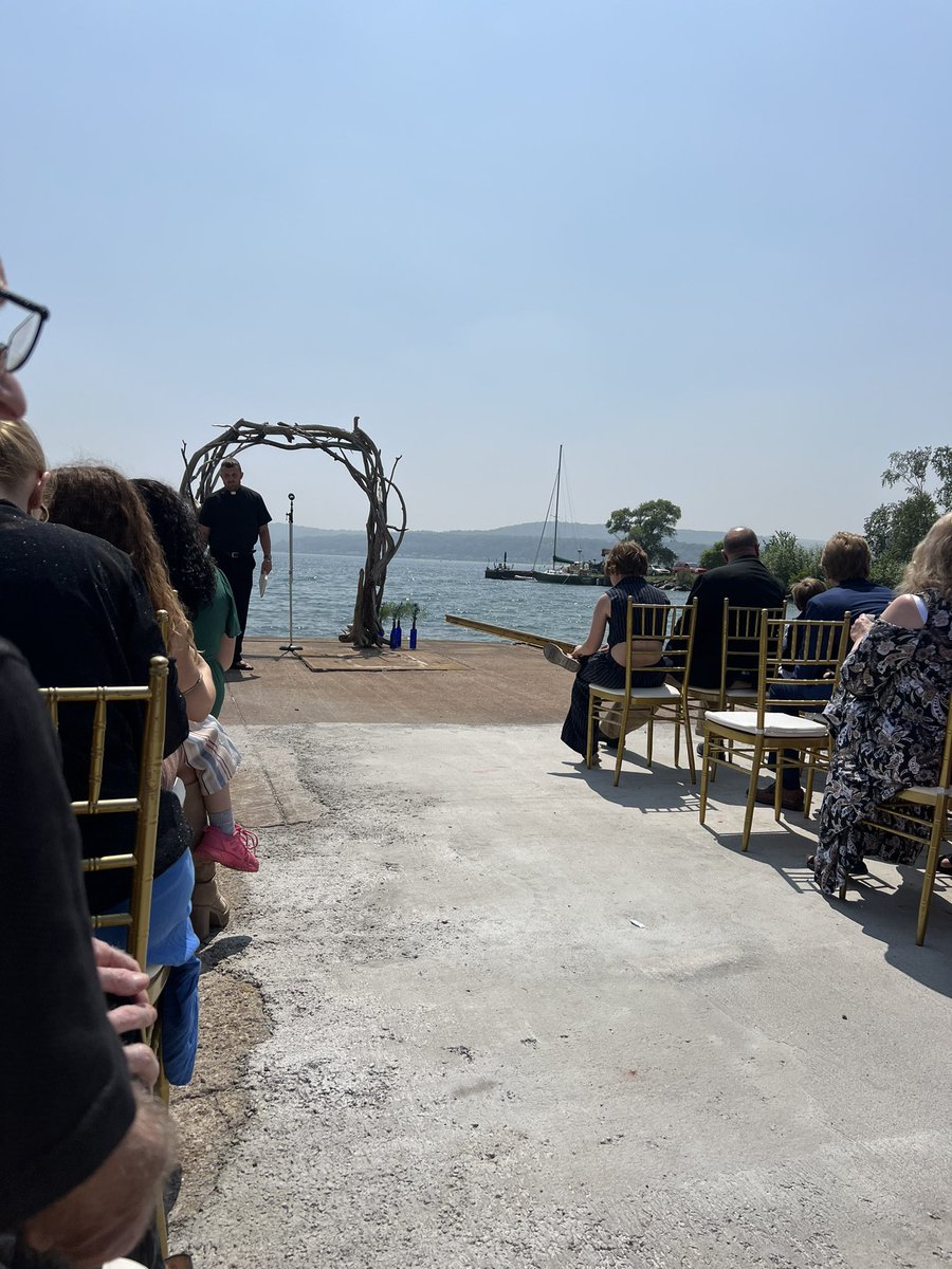 Yooper_Viking's tweet image. From watching my cousin have the wedding of her dreams to chilling by the fire, this has been an amazing weekend!
I hope yall have a had an equally enjoyable time