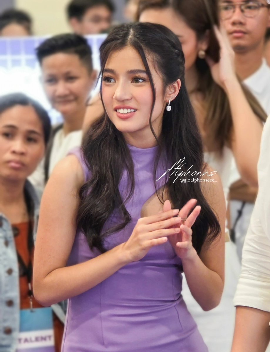 gioalphonse's tweet image. Starting the day with @bellemariano02’s beauty from the Closeup event 🩷.
#BelleMariano