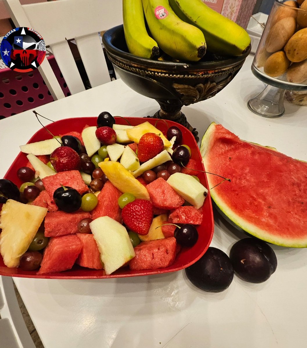 🤔 How come you're Never sick and look young asf?!

Me: 👇🏼

🍇🍈🍉🍊🍌🍍🥭🍎🍏🍐🍑🍒🍓🫐🥝

          💯#RealestMFSon𝕏🖕🏼
