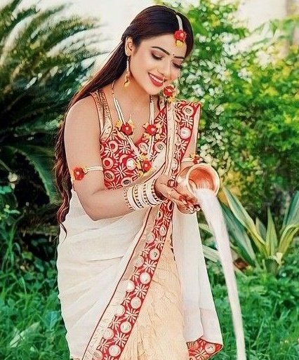 DAADUO3's tweet image. इंतजार इतना करो कि उसे आना पड़े
प्रेम इतना करो कि उसे, अपनाना पड़े
🙏🙏ॐ नमः शिवाय 🙏🙏
🦚🦚💐हर हर महादेव 💐🦚🦚
🥀🥀🍀शुभ प्रभात 🍀🥀