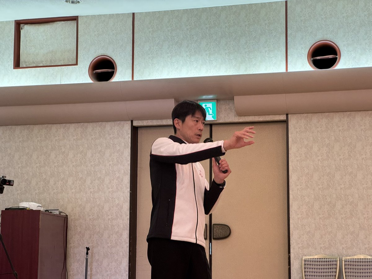 JdsfPr's tweet image. 岡田コーチによる音楽の捉え方と、治面地コーチによるクカラッチャの講習（ミニワークショップ） #JDSF #強化合宿