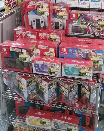 m_nisi3's tweet image. #サマーセール 本日最終日!!
中古スイッチ本体とソフト同時購入でお得に!!
中古スイッチ本体各種と税込3,000円以上の新品/中古スイッチソフトを同時購入すると
合計金額から税込3,000円引き!!
本日最終日です
この機会をお見逃しなく
ご購入はメディオ西市店まで!!
#TVゲーム #メディオ西市 #Switch