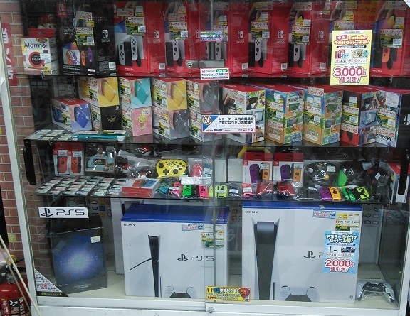 m_nisi3's tweet image. #サマーセール 本日最終日!!
中古スイッチ本体とソフト同時購入でお得に!!
中古スイッチ本体各種と税込3,000円以上の新品/中古スイッチソフトを同時購入すると
合計金額から税込3,000円引き!!
本日最終日です
この機会をお見逃しなく
ご購入はメディオ西市店まで!!
#TVゲーム #メディオ西市 #Switch