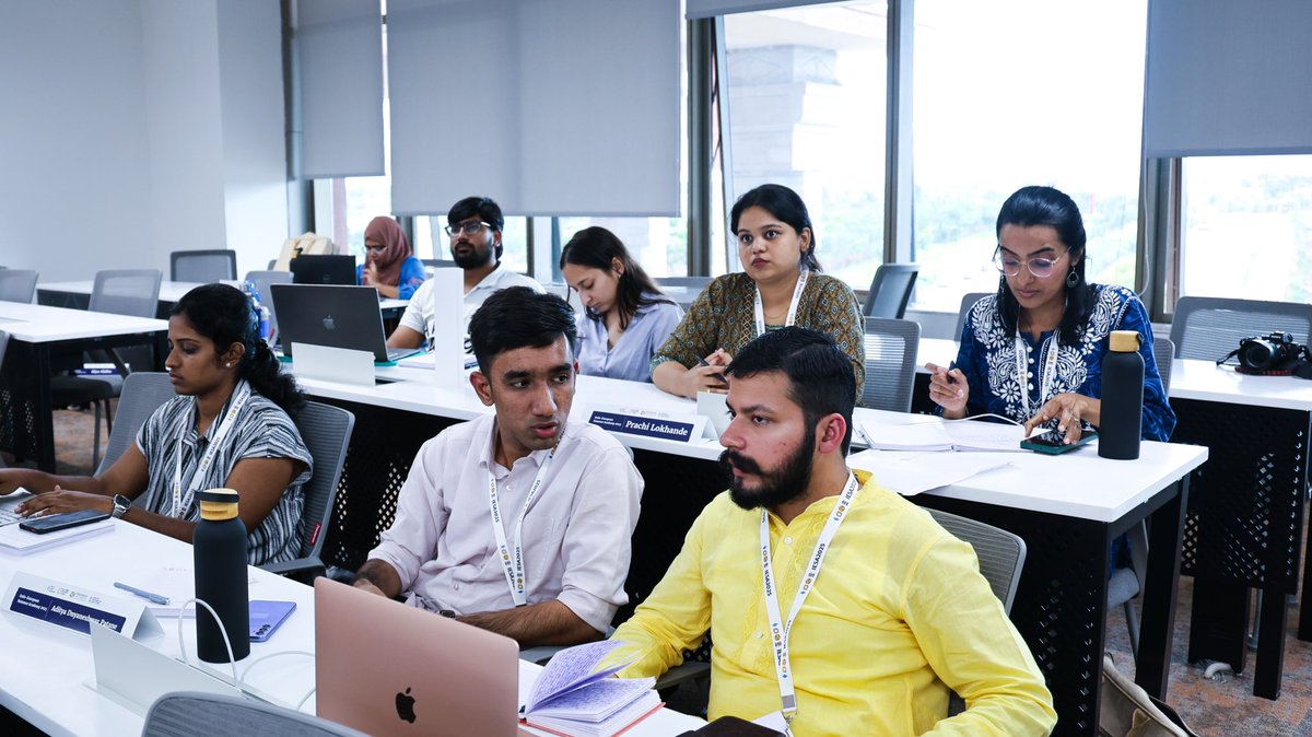 ChanakyaUni's tweet image. We had the privilege of hosting Dr. Manoj Gonuguntla (Team Lead, Shell Tech) for a lecture on “Managing the Fossil Fuel Dilemma.”

He shared key insights on decarbonisation, policy reform &amp;amp; the path to a sustainable, secure energy future. 

#EnergyTransition #Sustainability