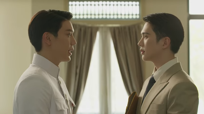 Twentyfournew's tweet image. “อิน” ใจหาย “เกรท” จะต้องแต่งงานกับ “กระปุก”
#MemoirOfRati #GreatInn #เกรทอิน #grtsp #innsarin #aouboom #อู่บูม #aou_tnbknr #besevboom
หลังจากทำงานเป็นล่ามจนผลงานเป็นที่น่าพอใจ “รติ” (อิน สาริน) ก็ได้รับการแต่งตั้งให้เป็น “หลวงรติจารุพิตร” ทางด้าน “ธีรธรณ์” (เกรท สพล)…