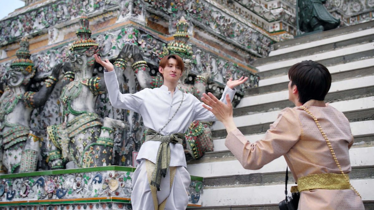 Twentyfournew's tweet image. เดทแรก!! “มาร์ช” ควง “โคจิ” แต่งชุดไทยเข้าวัด อวดลุคใหม่สุดหล่อ กรี๊ดรอได้เลย
#DatingGameTheSeries #DatingGameเดทเกมนี้ต้องได้ใจนาย #MarchChutavuth #KojiMukai
เตรียมกรี๊ดรอเลย มาร์ช จุฑาวุฒิ ชวน โคจิ มุไค (Snow Man) ออกเดทแรก! แต่งชุดไทยเข้าวัด จัดเต็มความหล่อแบบไทย ใน “Dating…