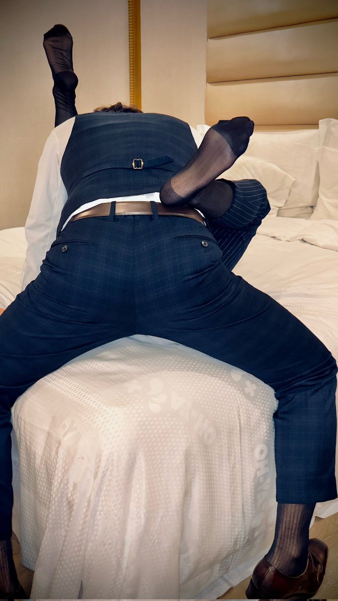 Rico fue cogerte trajeado