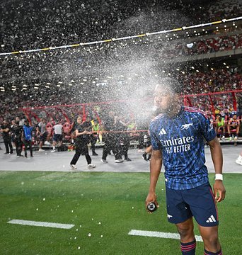 Maffinie2's tweet image. Myles Lewis-Skelly will go down as the best left back in the Arsenal jersey.