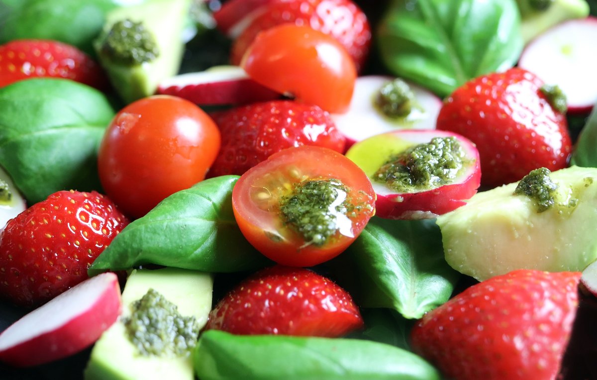 HurmerintaArt's tweet image. Summer sale. Save 70% today!
This cookbook is filled with healthy and delicious food. All recipes are rich with flavor and healthy ingredients. The recipes are easy to make, which is something many appreciate.
Most recipes are done in 30 minutes or less!
#cookbook…