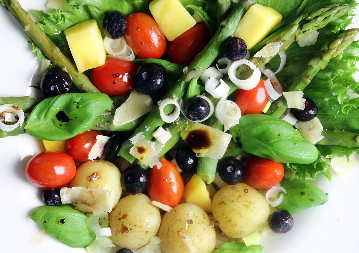 HurmerintaArt's tweet image. Summer sale. Save 70% today!
This cookbook is filled with healthy and delicious food. All recipes are rich with flavor and healthy ingredients. The recipes are easy to make, which is something many appreciate.
Most recipes are done in 30 minutes or less!
#cookbook…