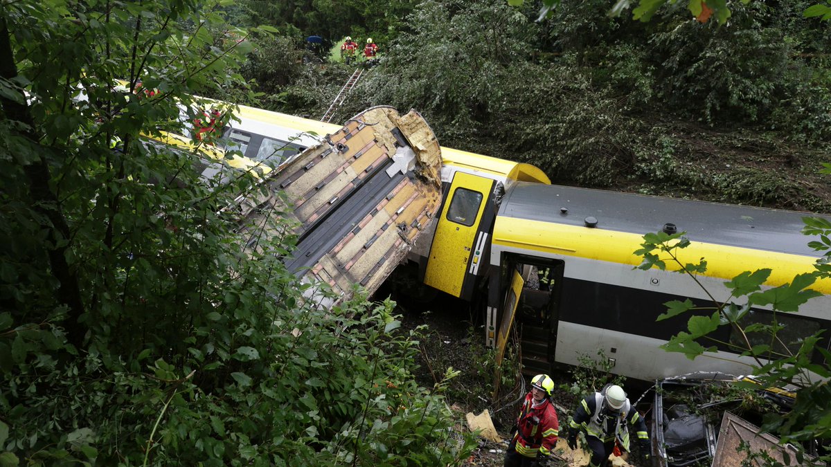 univcoverage's tweet image. At least three people have died after a train derailed in southern Germany, police have said.

A spokesperson for the Federal Police Inspectorate in Stuttgart informs earlier that the incide