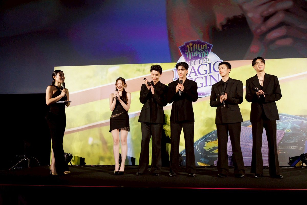 todayentth's tweet image. ใจเต้นแรง!! “จิมมี่-ซี” จับมือเปิดสำรับไพ่ทำนายชะตาคู่แท้ ซีรีส์ “ทำนายทายทัพ My Magic Prophecy” ปล่อยมนต์สะกดแฟนๆ ทั้งโรงภาพยนตร์ ในงาน “ทำนายทายทัพ Let the Magic Begin”
#jimmyyjp #sea_tawian
#Francnrp #savesaisawat #Acare_ct
#MyMagicProphecy
#MyMagicProphecyEP1
อ่านต่อ :…