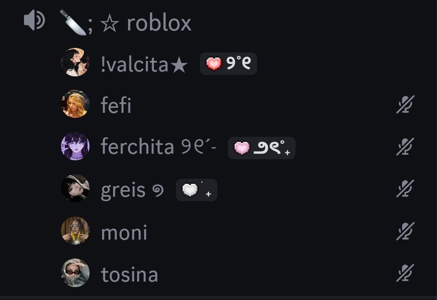 lvstari_'s tweet image. no es suficiente dropear a las sidosas y a ioch necesito doxearlos decia