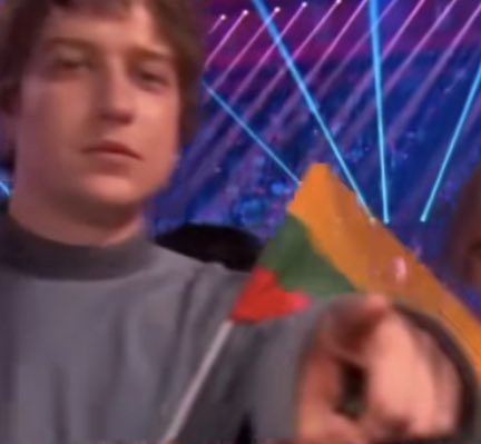 yeahabee's tweet image. katarsis/ziferblat fans when they see a bird