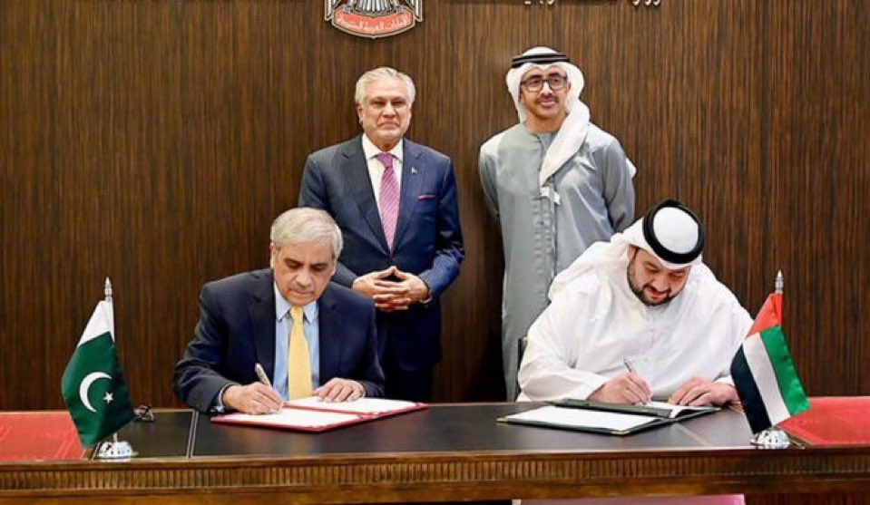 maryam_shah11's tweet image. UAE activates visa-free entry for Pakistani diplomatic &amp;amp; official passport holders. ✈️
